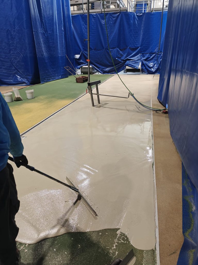 Cooverfloor industria agroalimentaria suelos de resina.
